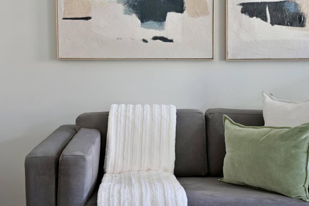 Apartment Aquila - Stylish 1-bed In Iconic High-rise Views